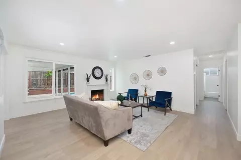 Living - 6418 Templeton Dr, Carmichael, CA 95608 photo 3 of 8