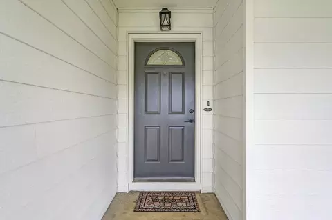 Entry Way - 6418 Templeton Dr, Carmichael, CA 95608 photo 1 of 6
