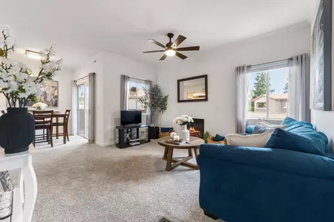 10001 Woodcreek Oaks Blvd #1621, Roseville, CA 95747