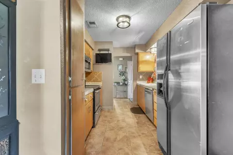 Entry Way - 7662 Milldale Cir, Elverta, CA 95626 photo 3 of 5