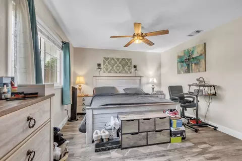 Bedroom - 7662 Milldale Cir, Elverta, CA 95626 photo 3 of 4
