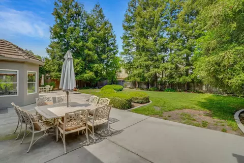 1703 Edgewood Dr, Turlock, CA 95382 photo 40