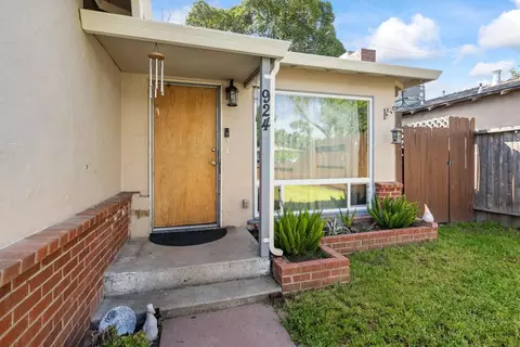 924 Badgley Dr, Modesto, CA 95350 photo 5