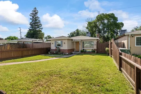 924 Badgley Dr, Modesto, CA 95350 photo 1