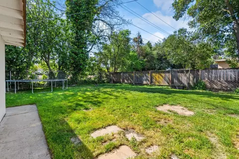 924 Badgley Dr, Modesto, CA 95350 photo 32