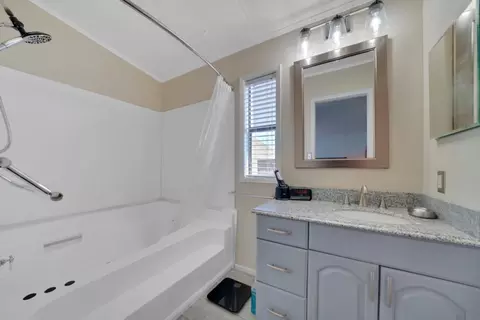 Bath - 20 Rollingwood #19, Jackson, CA 95642 photo 1 of 2