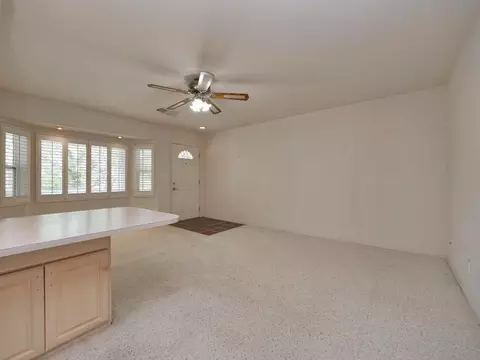 Living - 1611 L St, Davis, CA 95616 photo 2 of 4
