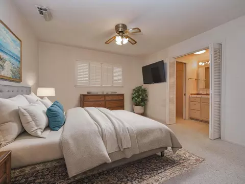 Bedroom - 1611 L St, Davis, CA 95616 photo 2 of 3