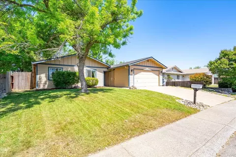 Exterior - 4597 Tuttle Dr, Rocklin, CA 95677 photo 4 of 9