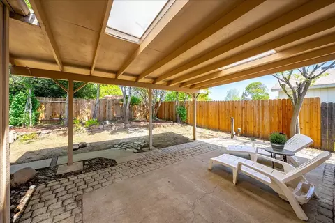 Exterior - 4597 Tuttle Dr, Rocklin, CA 95677 photo 5 of 9