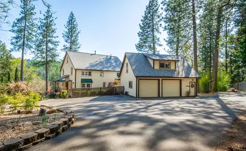 Exterior - 3118 Harmony Hill Rd, Placerville, CA 95667 photo 2 of 44
