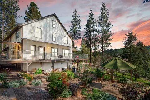 Exterior - 3118 Harmony Hill Rd, Placerville, CA 95667 photo 4 of 44