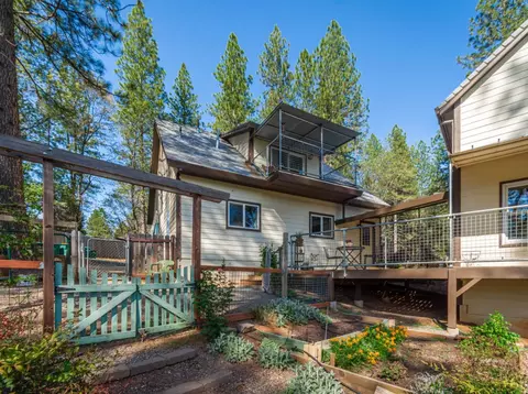 Exterior - 3118 Harmony Hill Rd, Placerville, CA 95667 photo 31 of 44