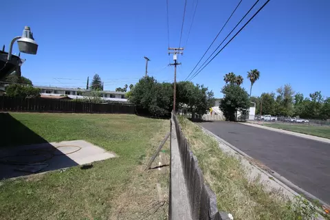 1616 Silver Ct, Modesto, CA 95351 photo 13