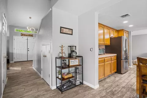 2512 Manor Oak Dr, Modesto, CA 95355 photo 11