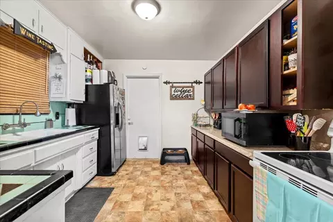 2113 Glendale Ave, Modesto, CA 95354 photo 11