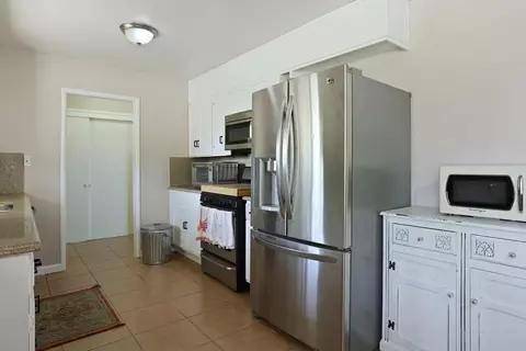 12521 E Harney Ln, Lodi, CA 95240 photo 16