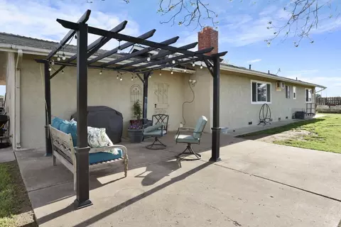 12521 E Harney Ln, Lodi, CA 95240 photo 46