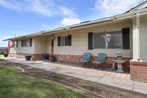 12521 E Harney Ln, Lodi, CA 95240 photo 7