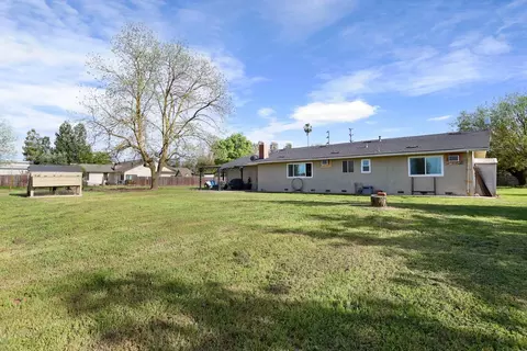 12521 E Harney Ln, Lodi, CA 95240 photo 43