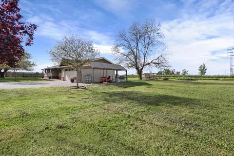 12521 E Harney Ln, Lodi, CA 95240 photo 10