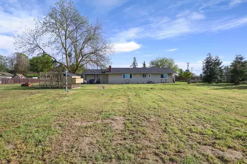 12521 E Harney Ln, Lodi, CA 95240 photo 41