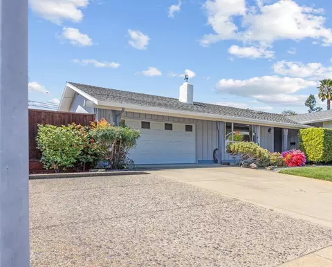 1368 Sumac Cir, Concord, CA 94521 photo 2