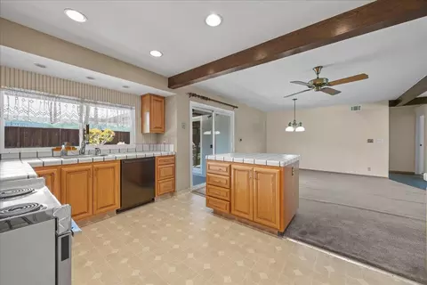 1368 Sumac Cir, Concord, CA 94521 photo 14