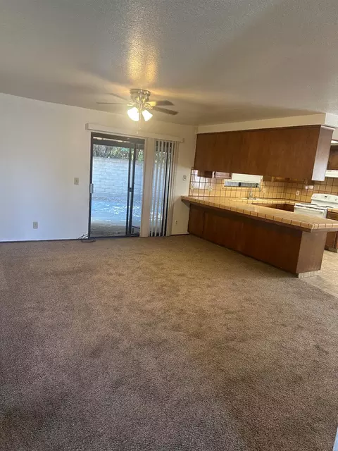 Living - 557 Morgan St, Manteca, CA 95336 photo 9 of 9