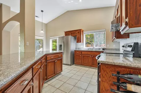 1233 Vivaz Ct, Merced, CA 95348 photo 6