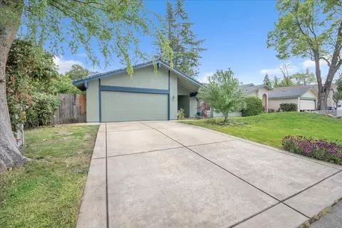 8339 Foxfire Dr, Orangevale, CA 95662 photo 4