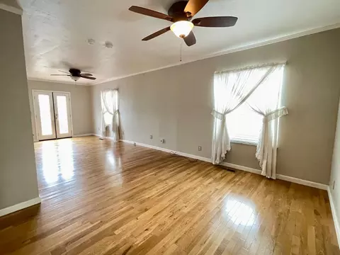 941 Roosevelt Ave, Tracy, CA 95376 photo 12