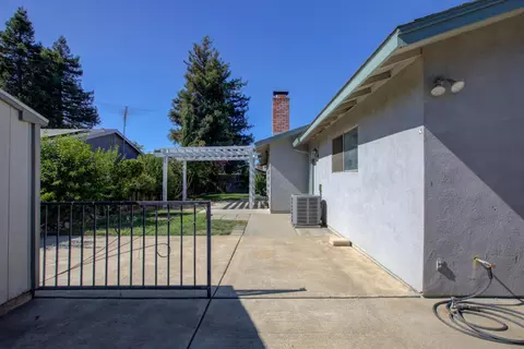 621 Dixie Ln, Ripon, CA 95366 photo 28