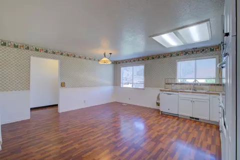 621 Dixie Ln, Ripon, CA 95366 photo 9