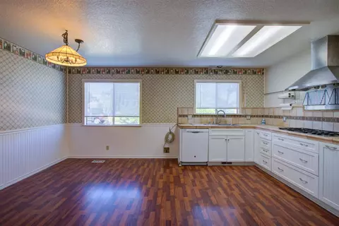 621 Dixie Ln, Ripon, CA 95366 photo 8