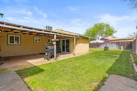 2319 Edinburgh Dr, Elverta, CA 95626 photo 26