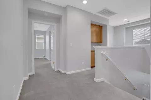 Entry Way - 901 Saffron Dr, Tracy, CA 95377 photo 3 of 7