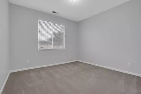 Bedroom - 901 Saffron Dr, Tracy, CA 95377 photo 4 of 8