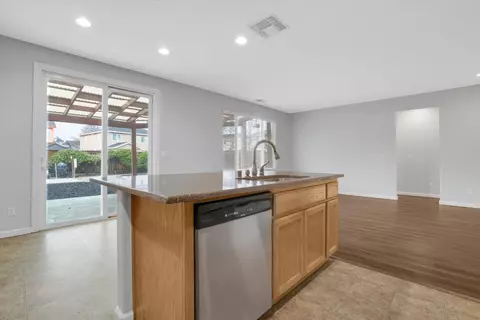 Other - 901 Saffron Dr, Tracy, CA 95377 photo 2 of 6