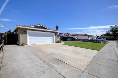 1361 7th St, Ripon, CA 95366 photo 3