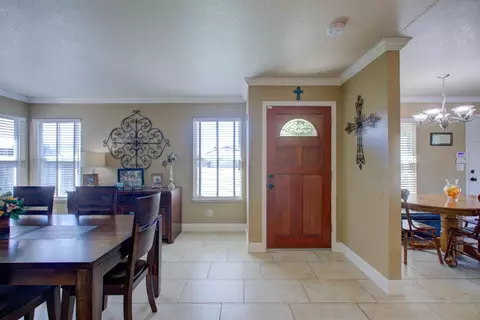 1361 7th St, Ripon, CA 95366 photo 5