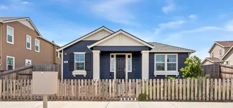 834 W Main St, Winters, CA 95694 photo 1