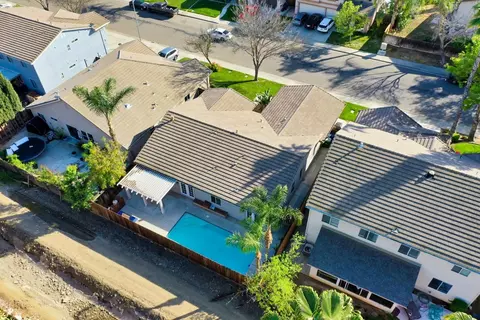 540 Red Robin Dr, Patterson, CA 95363 photo 35