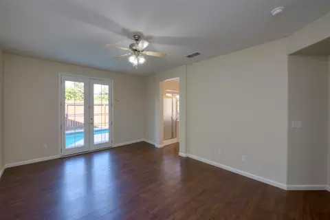 540 Red Robin Dr, Patterson, CA 95363 photo 22