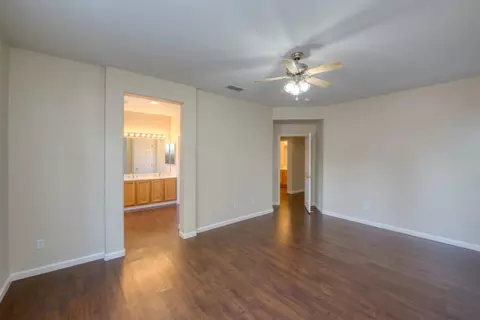 540 Red Robin Dr, Patterson, CA 95363 photo 23