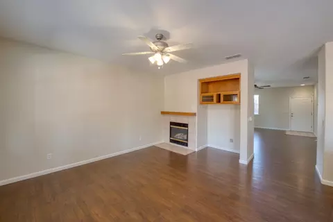 540 Red Robin Dr, Patterson, CA 95363 photo 10