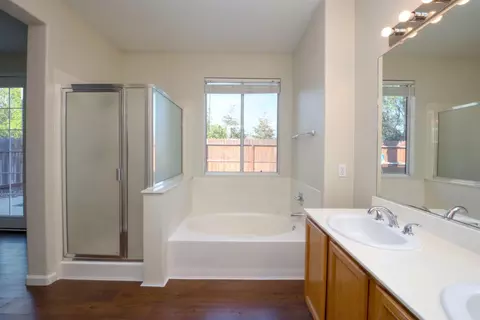 540 Red Robin Dr, Patterson, CA 95363 photo 24