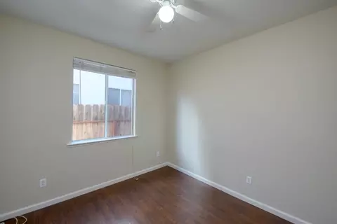 540 Red Robin Dr, Patterson, CA 95363 photo 17