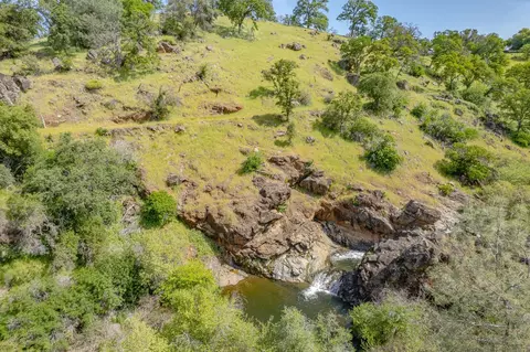 19127 Long Ravine Rd, Penn Valley, CA 95946 photo 9