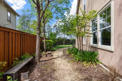 919 Campfire Cir, Rocklin, CA 95765 photo 43